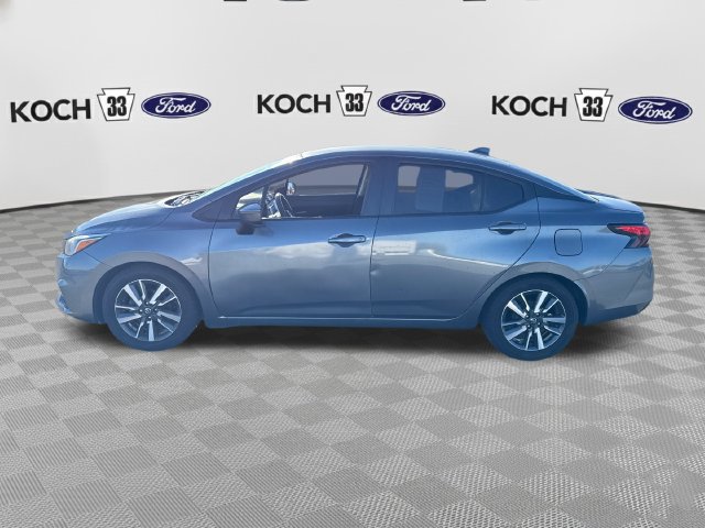 Used 2021 Nissan Versa SV FWD image 4