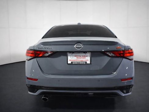 Used 2025 Nissan Sentra SR w/ SR Premium Package FWD image 5