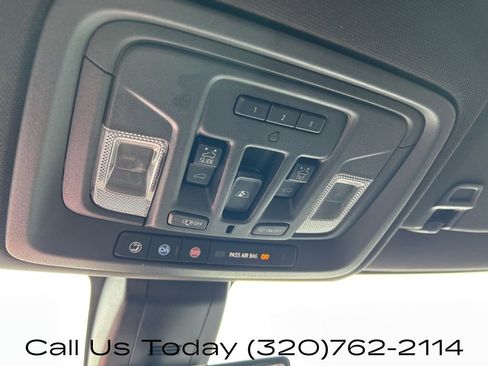 Certified 2021 Chevrolet Silverado 1500 High Country w/ Technology Package image 31