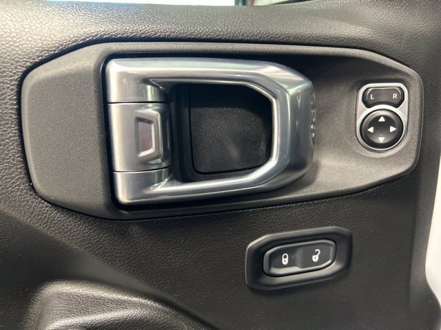 Used 2024 Jeep Wrangler Unlimited Sport AWD/4WD image 21