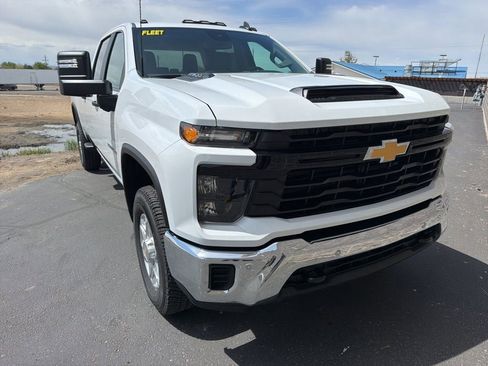 New 2026 Chevrolet Silverado 3500 W/T w/ WT/CX Safety Package AWD/4WD image 3