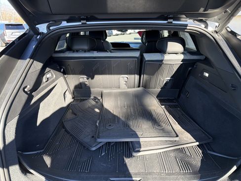 Used 2024 Cadillac Lyriq Tech image 30