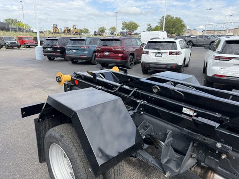 New 2025 RAM 5500 Tradesman w/ Chrome Appearance Group image 8