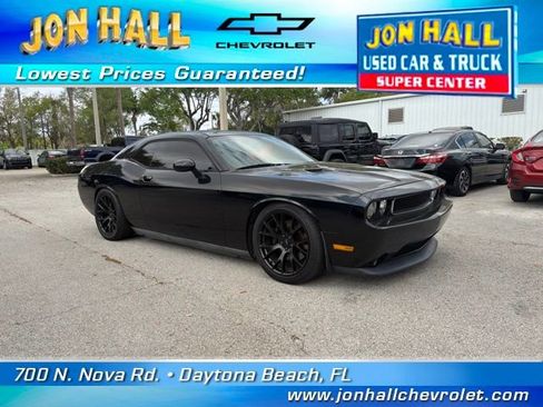 Used 2012 Dodge Challenger R/T image 1