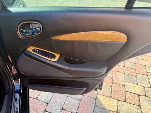 Used 2001 Jaguar S-TYPE 4.0 image 24