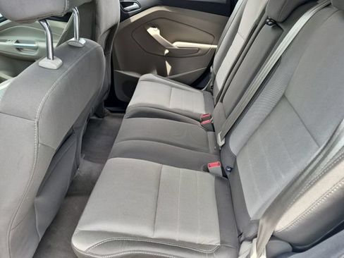 Used 2016 Ford Escape SE w/ Equipment Group 201A FWD image 22