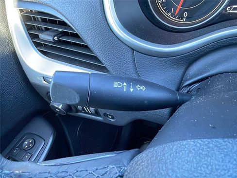 Used 2017 Jeep Cherokee Trailhawk w/ Comfort/Convenience Group image 23