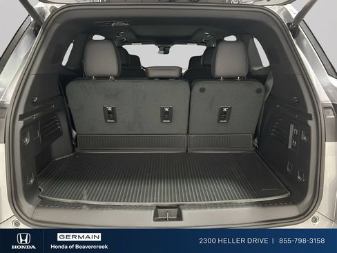 Used 2026 Buick Enclave Avenir w/ Super Cruise Package FWD image 26