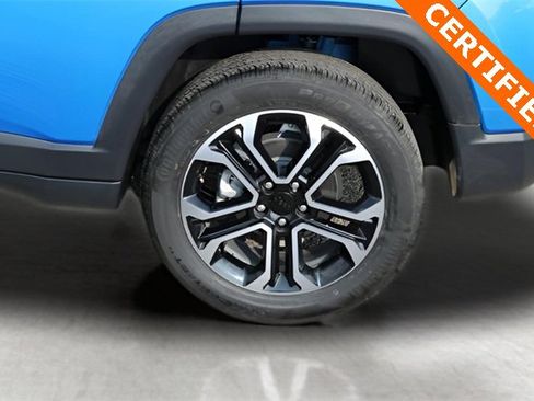 Used 2024 Jeep Compass Limited image 26