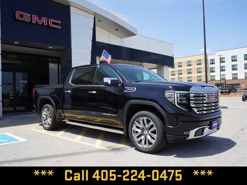 Used 2025 GMC Sierra 1500 Denali w/ Denali Reserve Package AWD/4WD image 2