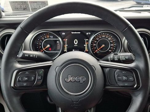 Used 2018 Jeep Wrangler Unlimited Sport S AWD/4WD image 23