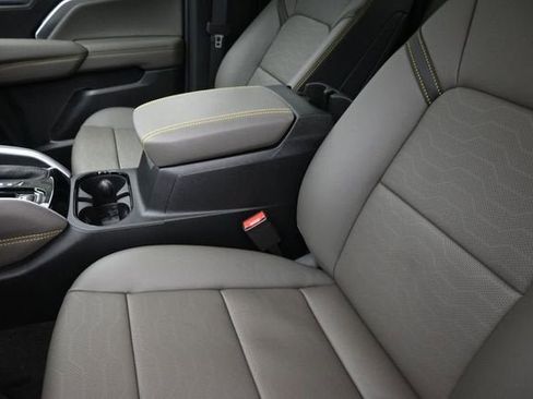 New 2026 Chevrolet Colorado Z71 w/ Midnight Edition AWD/4WD image 17