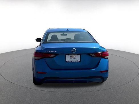 Used 2025 Nissan Sentra SV FWD image 10