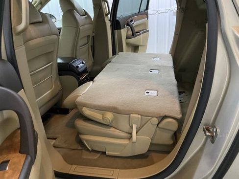 Used 2009 Buick Enclave CXL w/ Entertainment Package #2 image 20