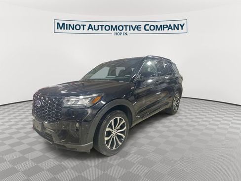 Used 2025 Ford Explorer ST-Line image 4