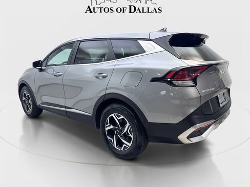Used 2025 Kia Sportage LX FWD image 9