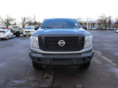 Used 2018 Nissan Titan S w/ S Utility Package image 2