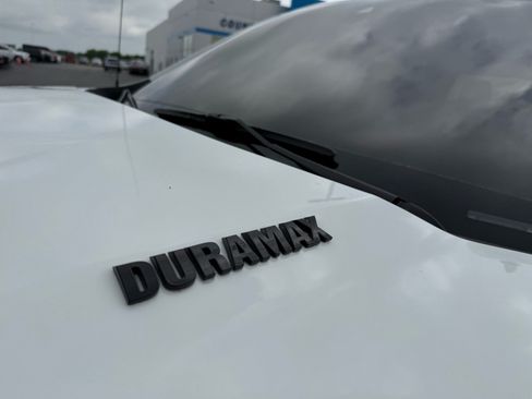 Used 2023 Chevrolet Silverado 1500 RST w/ LPO, Dark Essentials Package AWD/4WD image 11