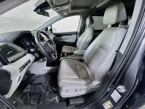 Used 2023 Honda Odyssey Touring image 21