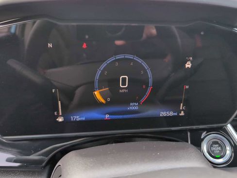 Used 2025 Chevrolet Trax RS w/ Driver Confidence Package image 11