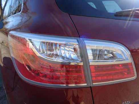 Used 2010 MAZDA CX-9 Grand Touring w/ Moonroof & Bose Audio Pkg image 12