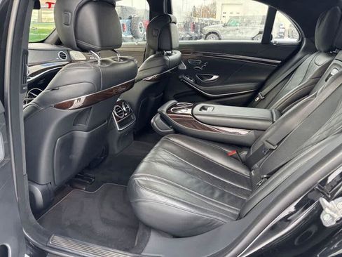 Used 2020 Mercedes-Benz S 560 4MATIC Sedan image 10