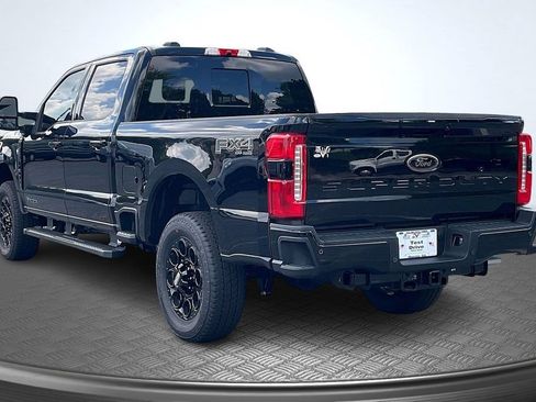 New 2026 Ford F250 Lariat w/ Black Appearance Package AWD/4WD image 3