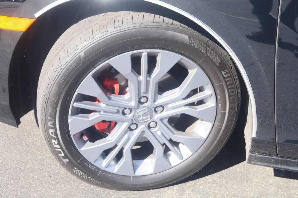 Used 2026 Honda Odyssey Touring image 32