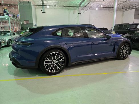 Used 2023 Porsche Taycan 4S AWD/4WD image 59