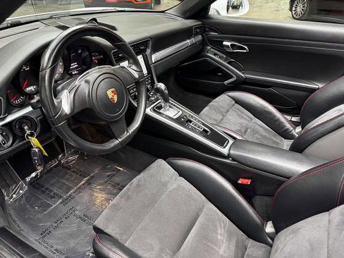 Used 2015 Porsche 911 Carrera S image 42