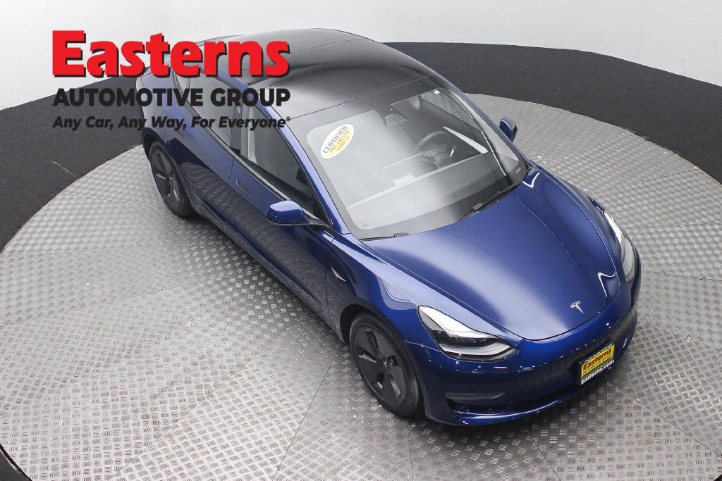 Used 2022 Tesla Model 3 Long Range AWD/4WD image 4