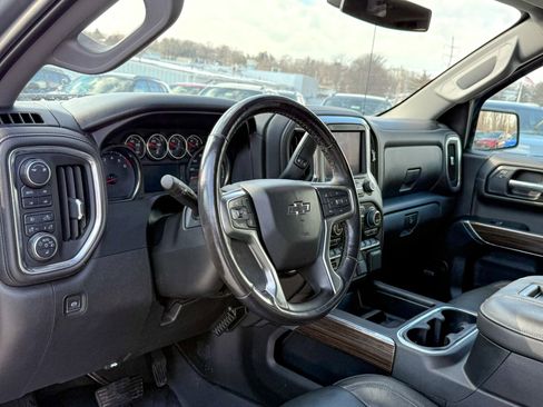 Used 2019 Chevrolet Silverado 1500 LT Trail Boss image 12