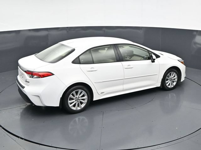Used 2024 Toyota Corolla LE w/ LE Convenience Package AWD/4WD image 31