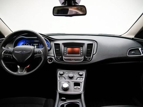 Used 2016 Chrysler 200 LX FWD image 26