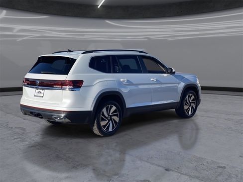New 2026 Volkswagen Atlas SE image 5