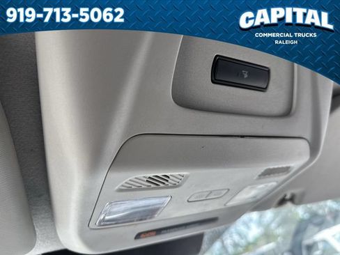 Used 2025 Ford Transit 250 Low Roof w/ Exterior Upgrade Package RWD image 32