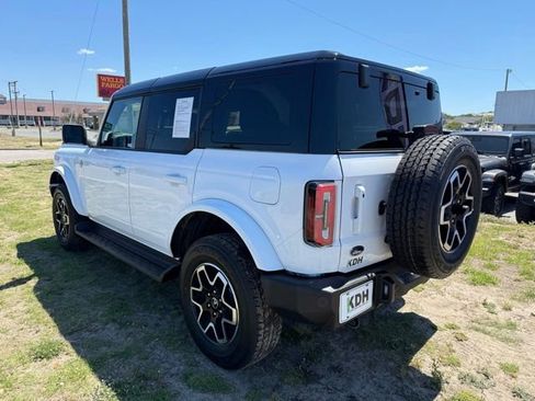 Used 2025 Ford Bronco Outer Banks AWD/4WD image 5