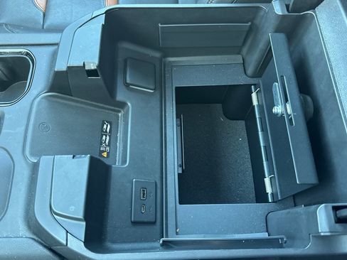 Used 2022 GMC Sierra 1500 AT4 w/ AT4 Premium Package image 33