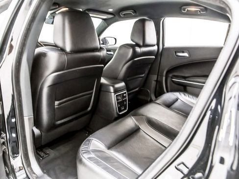 Used 2021 Dodge Charger SXT w/ Leather Interior Group RWD image 28