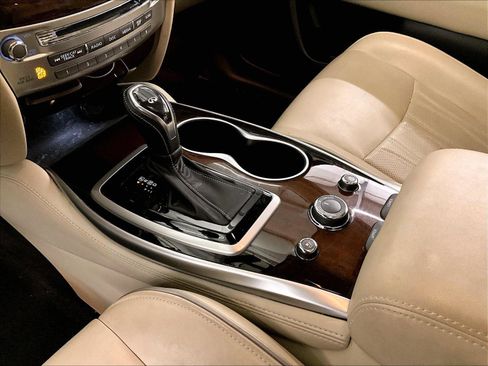 Used 2017 INFINITI QX60 Luxe w/ Deluxe Technology Package image 16