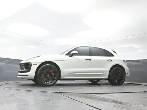 Used 2023 Porsche Macan GTS image 29