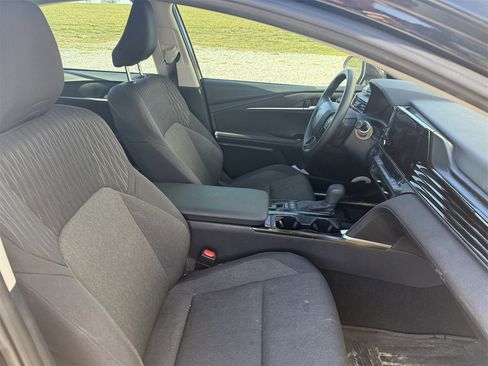 Certified 2025 Toyota Camry LE image 7