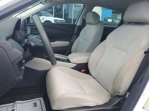 Used 2023 Honda Accord EX image 16