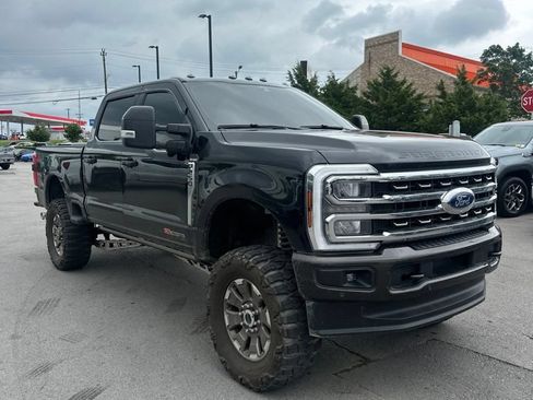 Used 2025 Ford F250 King Ranch AWD/4WD image 3