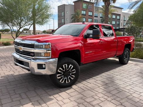 Used 2016 Chevrolet Silverado 2500 LT w/ LT Fleet Convenience Package AWD/4WD image 1