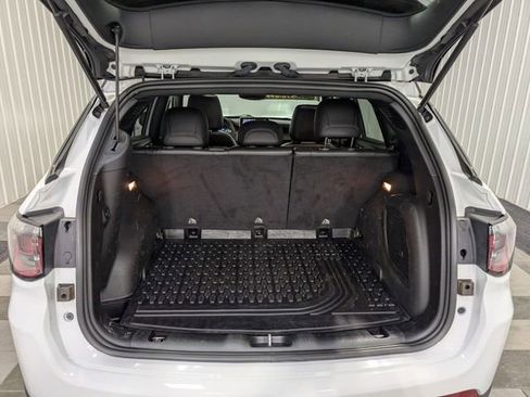 Used 2022 Jeep Compass Altitude w/ Sun and Sound Group image 25