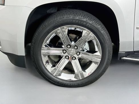 Used 2019 GMC Yukon Denali w/ Open Road Package AWD/4WD image 11