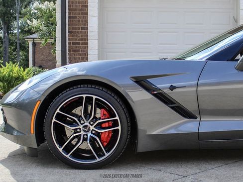Used 2016 Chevrolet Corvette Stingray Convertible w/ 2LT Preferred Equipment Group RWD image 2