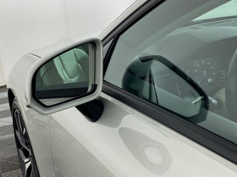 Used 2019 Volvo S60 T6 Momentum w/ Premium Package image 23