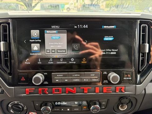 Used 2026 Nissan Frontier PRO-4X AWD/4WD image 26